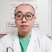 王磊
