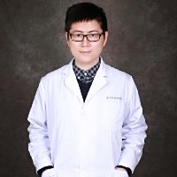 陈健