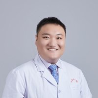 张晨