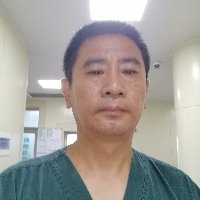 邱实
