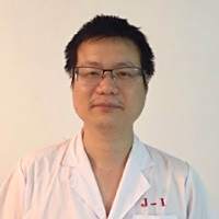 李伟雄