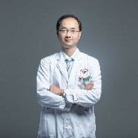 曾亮医生
