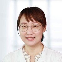 李英