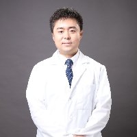 熊英医生