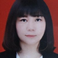 熊英