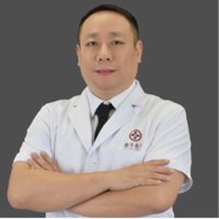 鲍铭