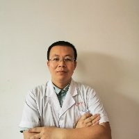 黄健