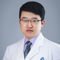 李伟
