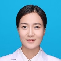弓辰