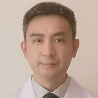 李成伟