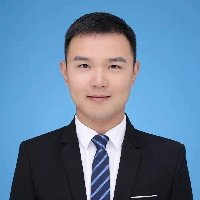 李萌