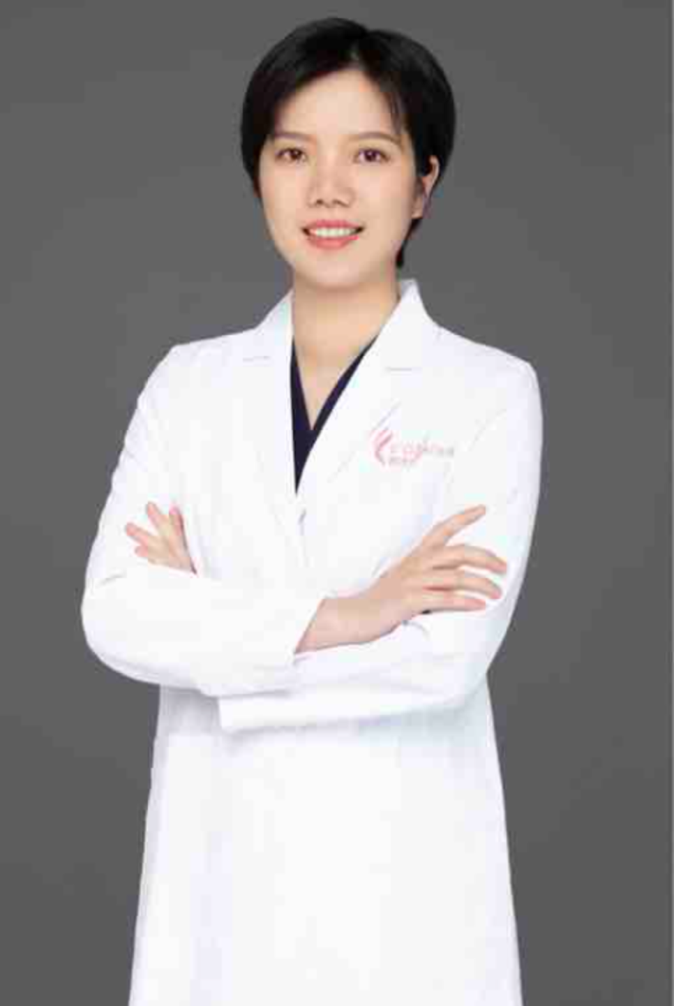 丁林潇潇