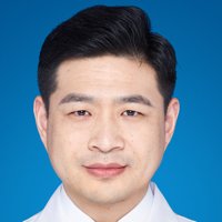 王飞