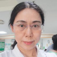 李芃