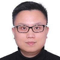 李威
