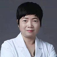 张小英