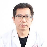 彭弘