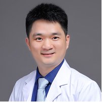 何锋坚医生