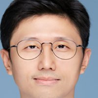 罗成伟