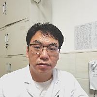 汤小刚