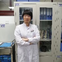 李伟