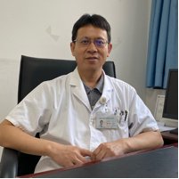 魏立新