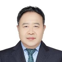 王震
