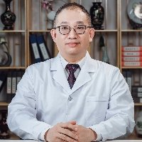 王飞