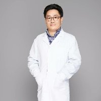 龚石