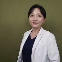 梁雪冰医生