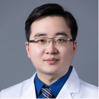 董健