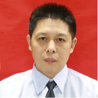 何炳斌医生