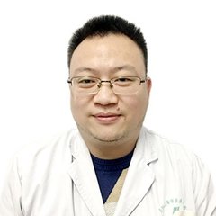 强鹏
