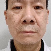 周鹰飞