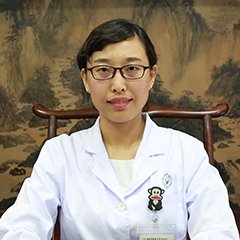张萃艺