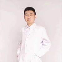 黄显博