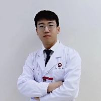 齐震