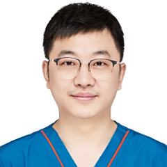 邱忠志
