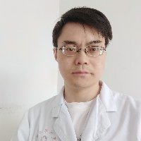 阚伟