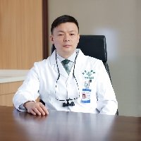 薛鹏医生
