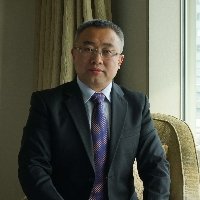 李伟
