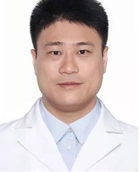 何强