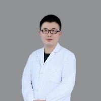 黄健华