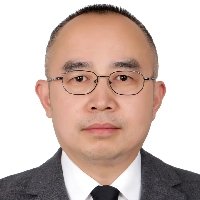 屈坤鹏