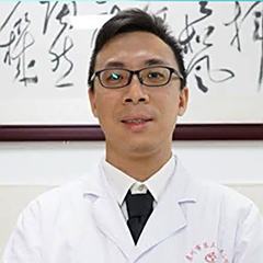 李冠
