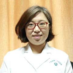 陈佳