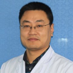 黄文杰