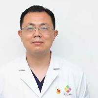齐薛浩