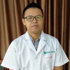 何瑞峻医生
