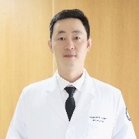 鲁明